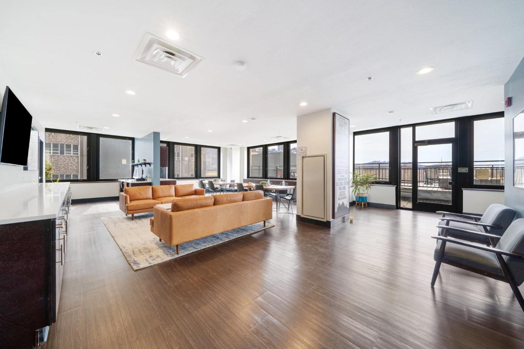 Sweeping Stadium Views Wonderfully Located 24-7 Parking Gym Lounge Pittsburgh Bagian luar foto